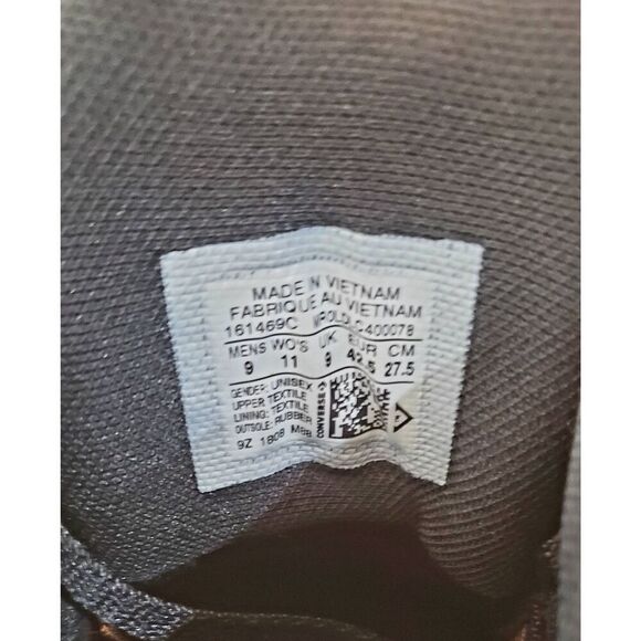 CHUCK TAYLOR CONVERSE ALL STAR HIGH TOPS - Picture 6 of 8